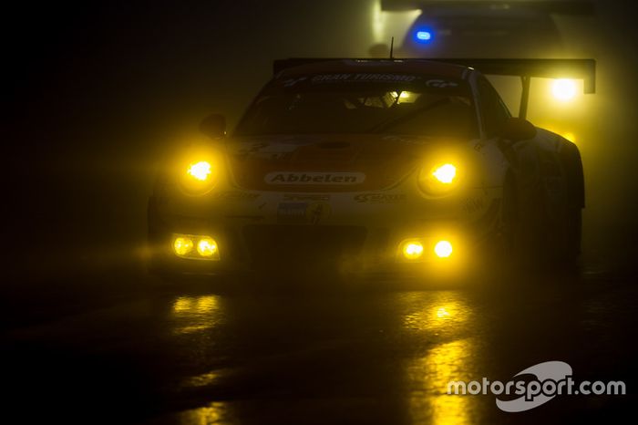 #3 Frikadelli Racing Team, Porsche 991 GT3 R: Klaus Abbelen, Sabine Schmitz, Patrick Huisman, Norbert Siedler