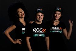 Felipe Massa con las chicas ROC