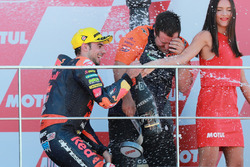 Podyum: Yarış galibi Miguel Oliveira, Red Bull KTM Ajo