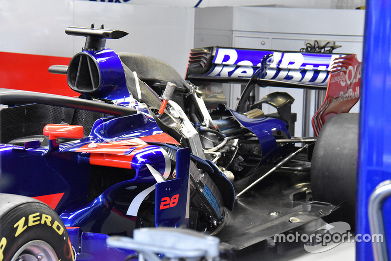 Scuderia Toro Rosso STR12 rear