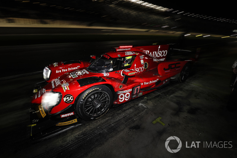 #99 JDC/Miller Motorsports ORECA 07, P: Stephen Simpson, Mikhail Goikhberg, Chris Miller, Gustavo Menezes, pit stop