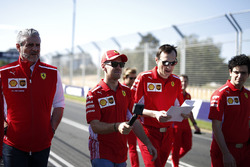 Sebastian Vettel, Ferrari, Riccardo Adami, Ferrari Race Engineer, Maurizio Arrivabene, Ferrari Team