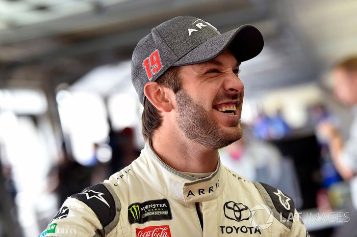 Daniel Suarez, Joe Gibbs Racing, Toyota Camry ARRIS