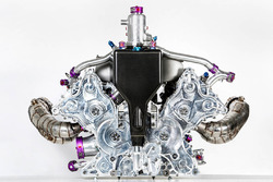 Porsche 919 Hybrid, il motore 4 cilindri turbo