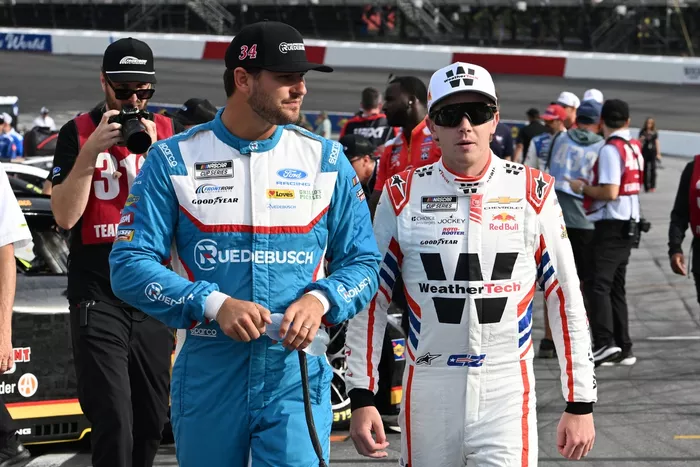 Todd Gilliland, Front Row Motorsports, Connor Zilisch, Trackhouse Racing