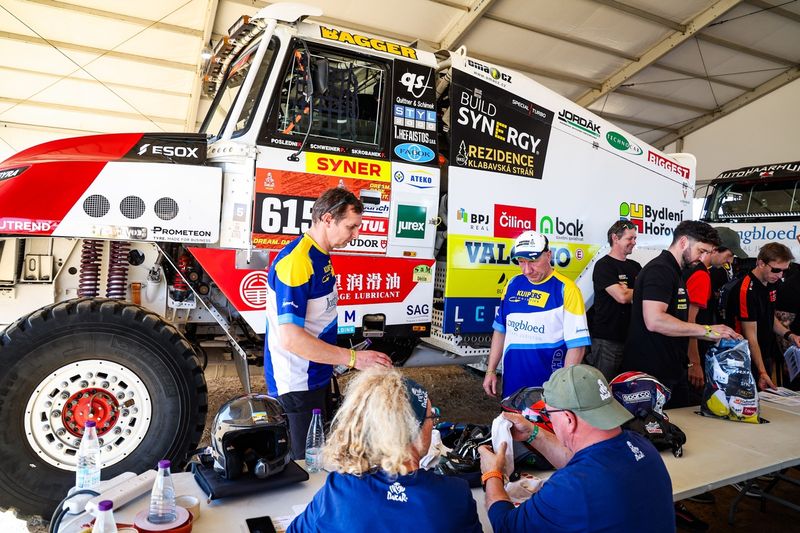 #615 Tatra Buggyra Zm Racing Tatra: Karel Posledni, Petr Schweiner, Filip Skrobanek