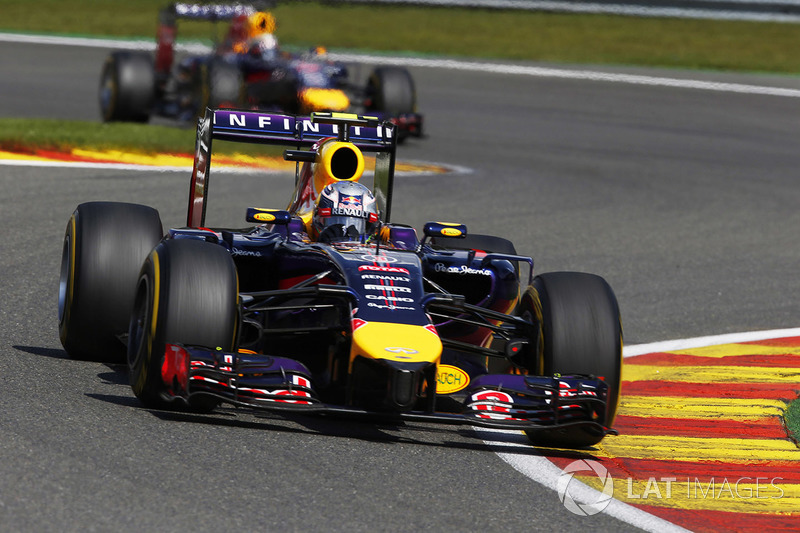 Daniel Ricciardo, Red Bull Racing RB10, leads Sebastian Vettel, Red Bull Racing RB10