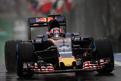 Данііл Квят, Scuderia Toro Rosso STR11