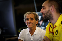 Alain Prost mit Cyril Abiteboul, Renault Sport F1, Geschäftsführer
