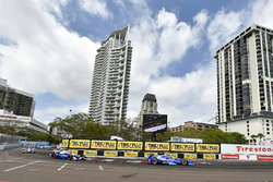 Scott Dixon, Chip Ganassi Racing Honda, Takuma Sato, Andretti Autosport Honda