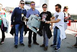 Fernando Alonso, McLaren fans