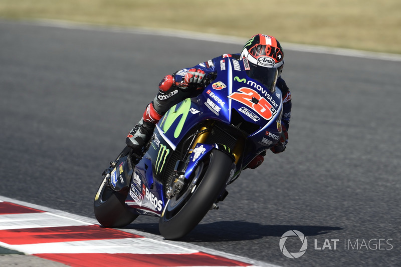 <img src="http://cdn-1.motorsport.com/static/custom/car-thumbs/MOTOGP_2018/NUMBERS/vinales.png" width="50" />Maverick Viñales (Yamaha Factory Racing)