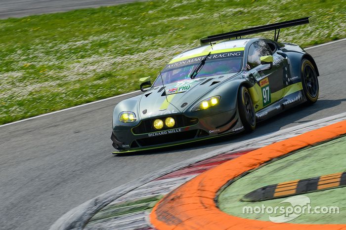 #97 Aston Martin Racing Aston Martin Vantage: Darren Turner, Jonathan Adam