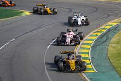 Нико Хюлькенберг, Renault Sport F1 RS17, Эстебан Окон, Force India VJM10, Лэнс Стролл, Williams FW40