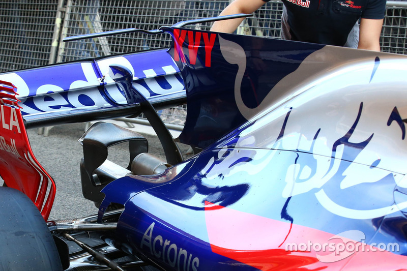 Scuderia Toro Rosso STR12 Даниила Квята