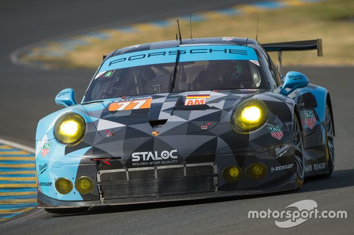 #77 Dempsey Proton Competition Porsche 911 RSR