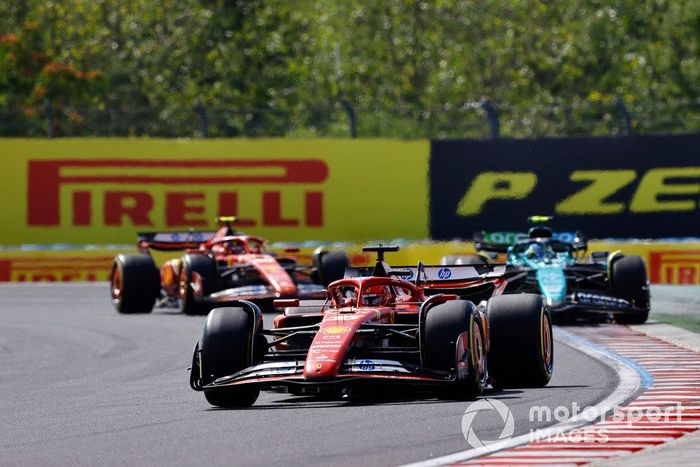 Charles Leclerc, Ferrari SF-24, Fernando Alonso, Aston Martin AMR24, Carlos Sainz, Ferrari SF-24