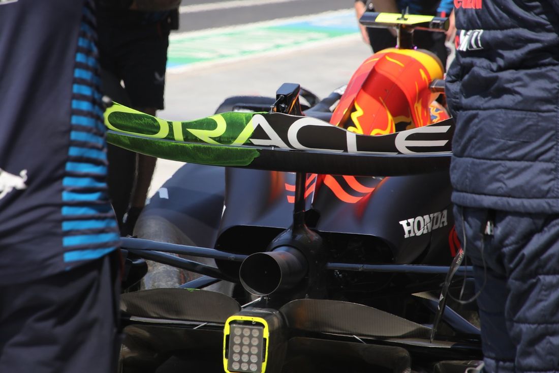 Red Bull Racing RB20 detalles técnicos