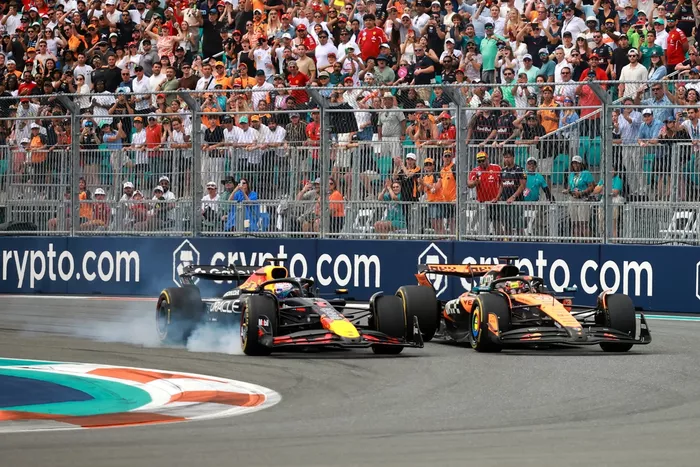 Max Verstappen, Red Bull Racing, Oscar Piastri, McLaren