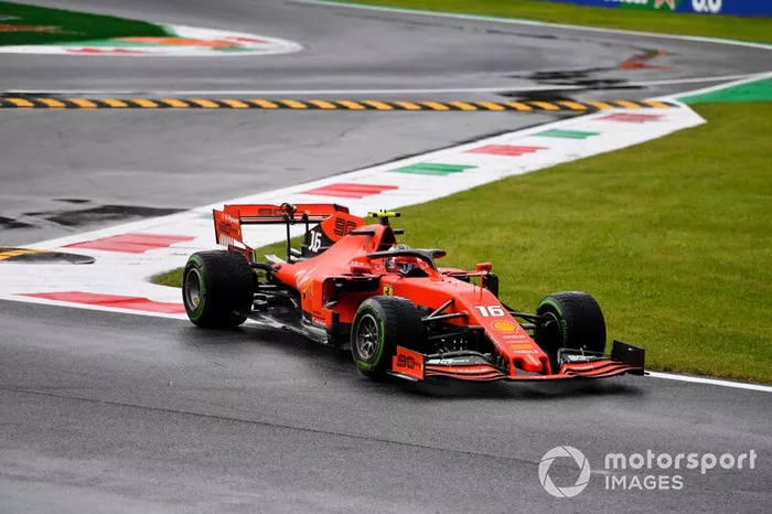 Charles Leclerc, Ferrari SF90, taglia la curva