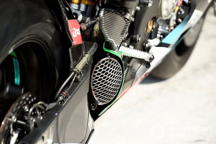 Escape de la SIC Petronas Yamaha