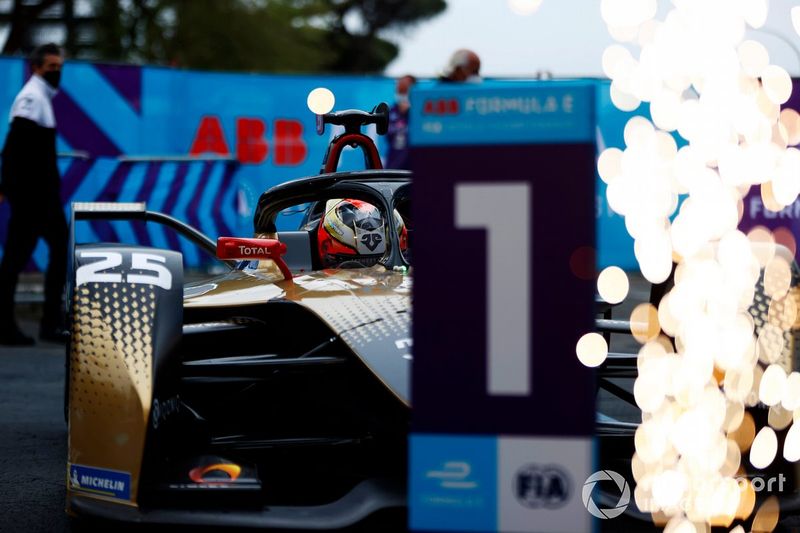Race winner Jean-Eric Vergne, DS Techeetah, DS E-Tense FE21