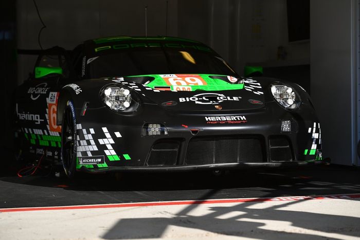 #69 Herberth Motorsport Porsche 911 RSR - 19 LMGTE Am, Robert Renauer, Ralf Bohn, Rolf Ineichen