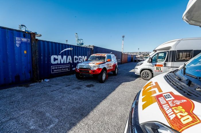 Embarque en Marsella del Dakar 2020