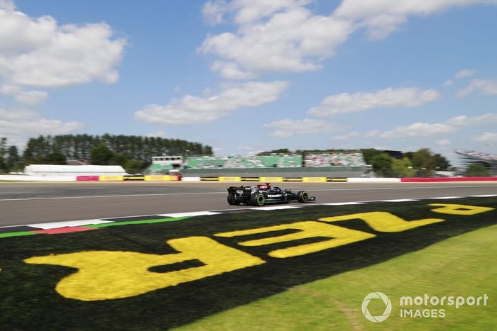 Lewis Hamilton, Mercedes W12