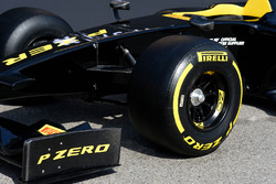 Detalle de neumáticos Pirelli 2017