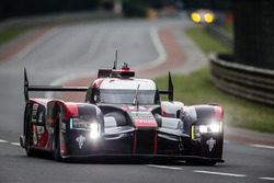 Лукас ди Грасси, Лоик Дюваль, Оливер Джарвис, #8 Audi Sport Team Joest Audi R18 e-tron quattro