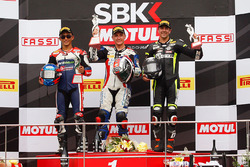 Podio: il vincitore Ayrton Badovini, secondo Zulfahmi Khairuddin, terzo Gino Rea