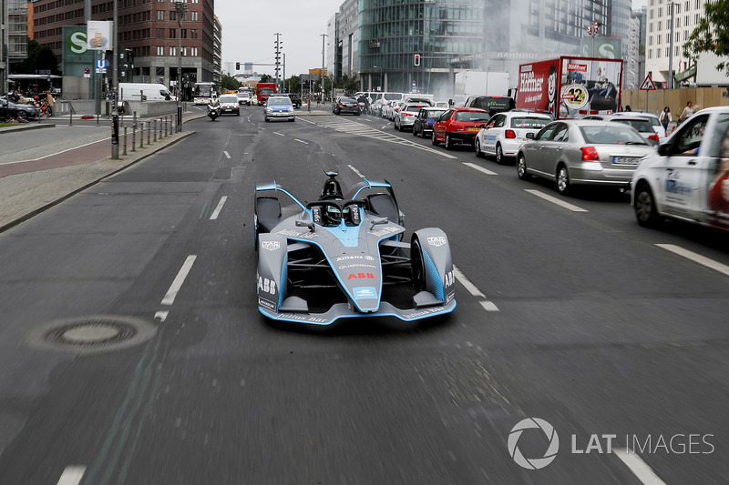 Formula 1 World Champion, Nico Rosberg, drives the Formula E Gen2 car around the streets of Berlin