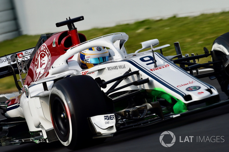 Sauber C37