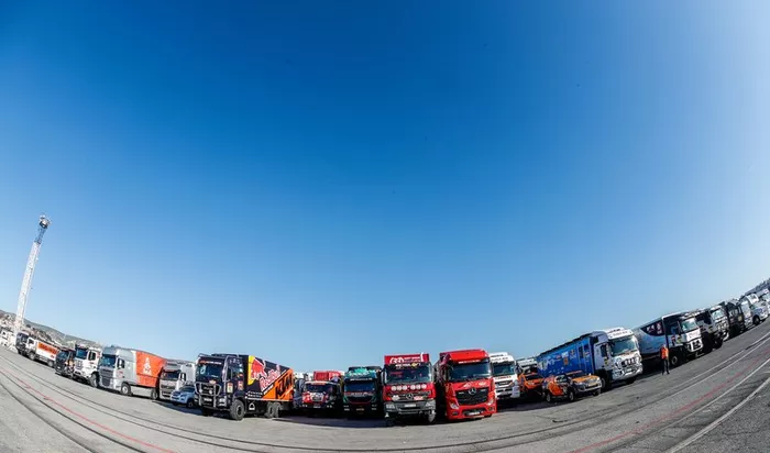 Embarque en Marsella del Dakar 2020