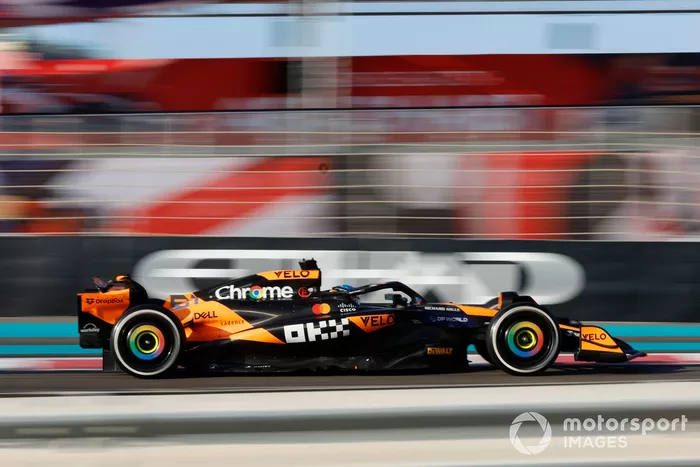 Oscar Piastri, McLaren MCL38 