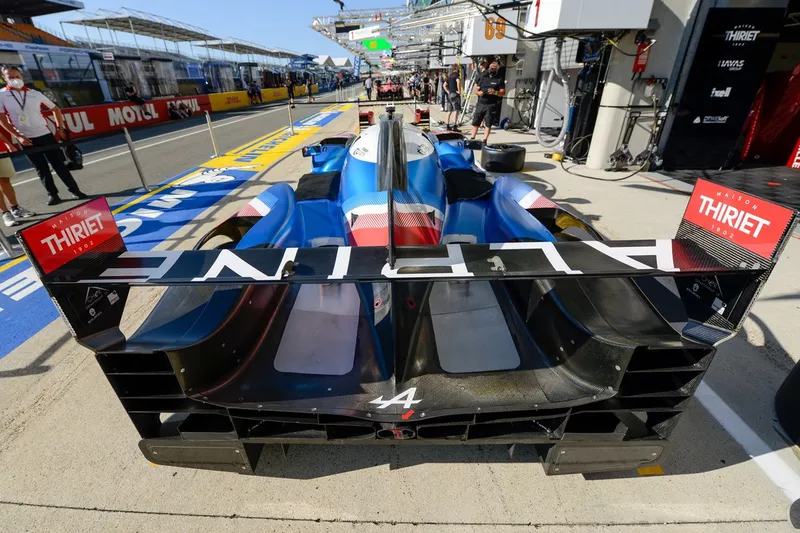 #36 Alpine Elf Matmut Alpine A480 - Gibson Hypercar, André Negrão, Nicolas Lapierre, Matthieu Vaxiviere