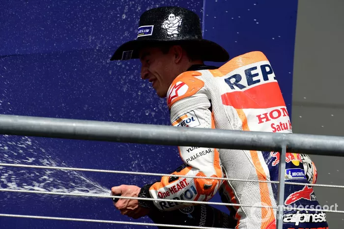 Podio: ganador Marc Márquez, Repsol Honda Team