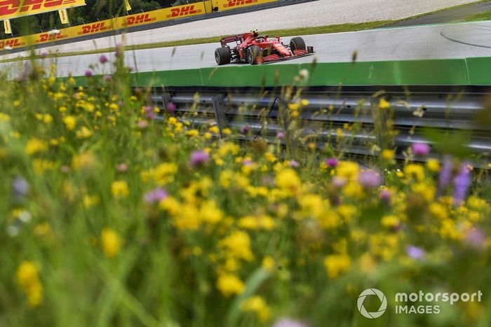 Carlos Sainz Jr., Ferrari SF21