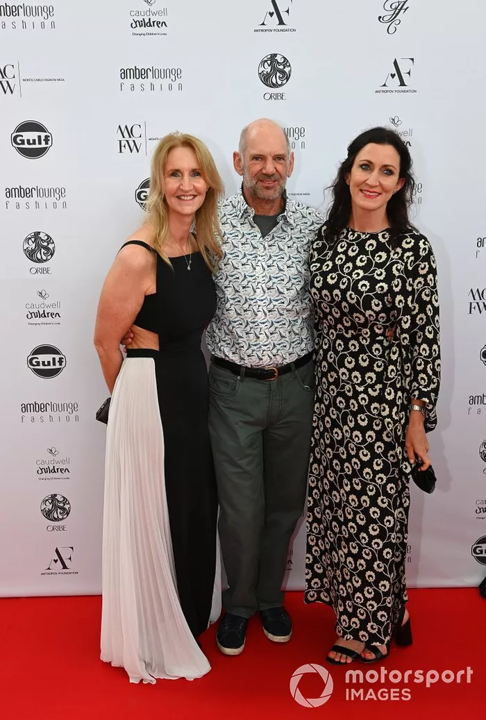 Sonia Irvine y Adrian Newey, director técnico de Red Bull Racing 