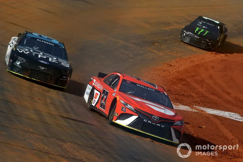Bubba Wallace, 23XI Racing, Toyota Camry DoorDash