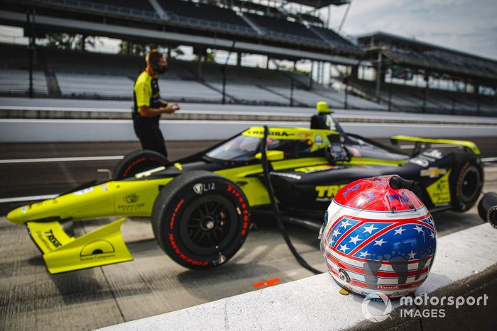 Casco de Charlie Kimball, A.J. Foyt Enterprises Chevrolet