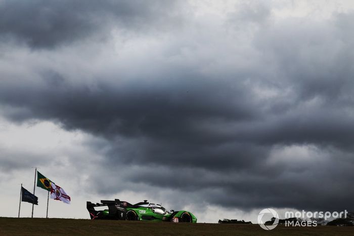 #63 Lamborghini Iron Lynx Lamborghini SC63: Mirko Bortolotti, Andrea Caldarelli, Daniil Kvyat