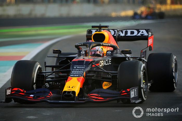 Max Verstappen, Red Bull Racing RB16B