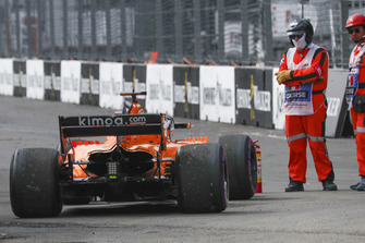 La voiture de Fernando Alonso, McLaren MCL33 après son abandon