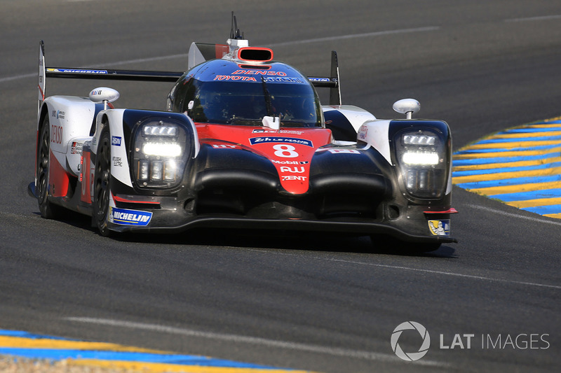 #8 Toyota Gazoo Racing Toyota TS050 Hybrid : Anthony Davidson, Sébastien Buemi, Kazuki Nakajima