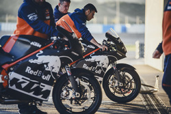 Мотоцикли Red Bull KTM Factory Racing
