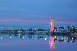 El amanecer en Daytona International Speedway