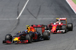 Макс Ферстаппен, Red Bull Racing и Кими Райкконен, Scuderia Ferrari