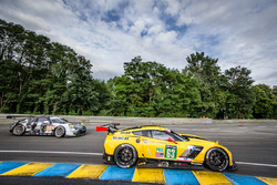 Ян Магнуссен, Антонио Гарсия, Рики Тейлор, #63 Corvette Racing Chevrolet Corvette C7-R и Халед Аль-К